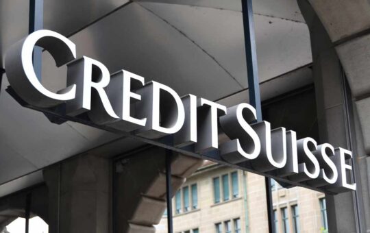 Strategist Warns Credit Suisse Will Be Next Bank to Collapse Citing Capital Trouble — Says 'There's a Run on the Bank'