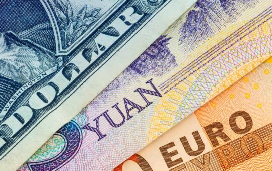 Economist Predicts Shift to Multipolar Reserve Currency World — Yuan and Euro to Challenge US Dollar's Dominance