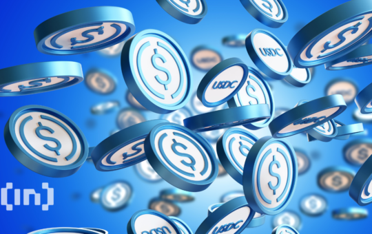 USDC Supply Shrinks by $10 Billion in March, But Hits 6-Month High on Smart Contracts