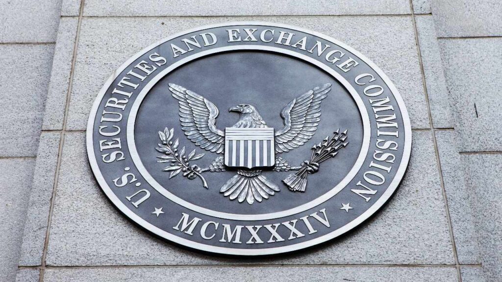 US Senators Push SEC to Stop Approving Spot Crypto ETFs — Say Other Crypto Markets Risker Than Bitcoin